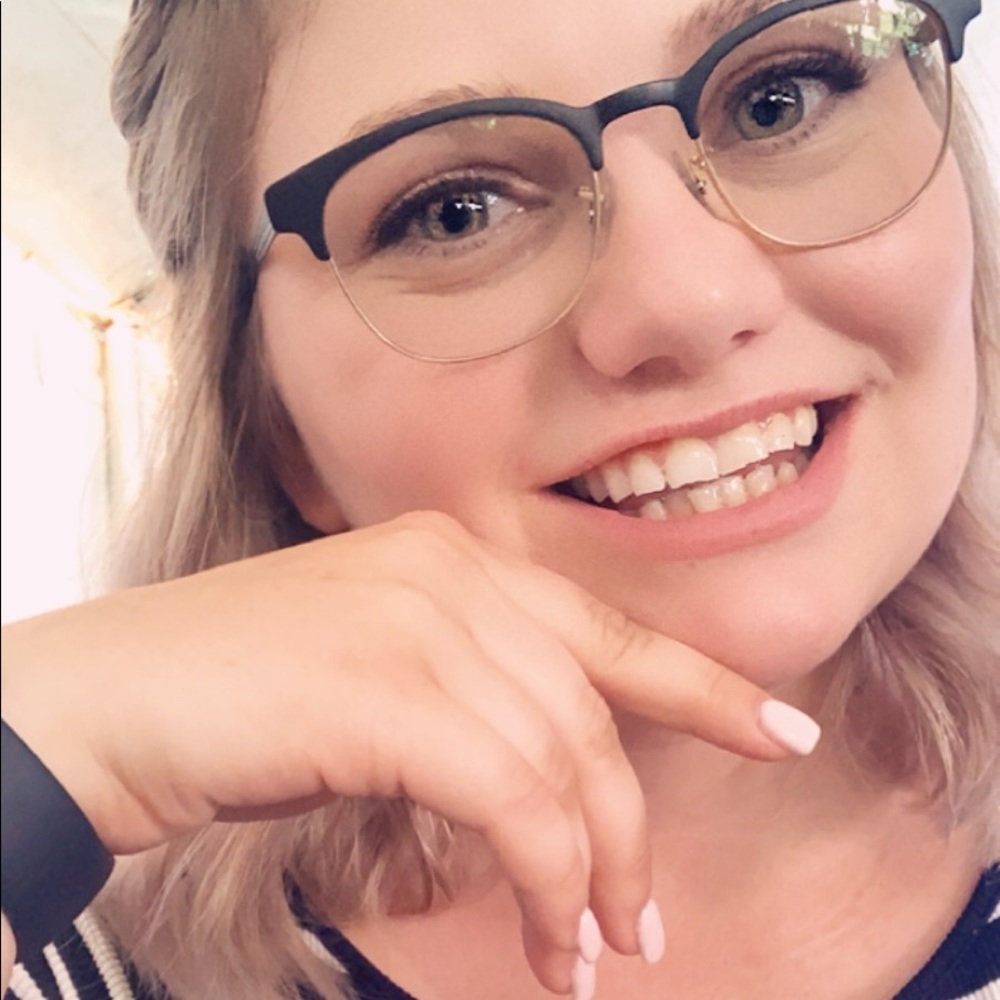 Meet your Posher, Jessica